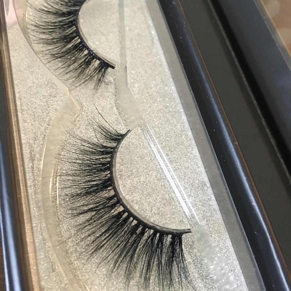 REUSABLE night wear quality 3D mink strip lashes